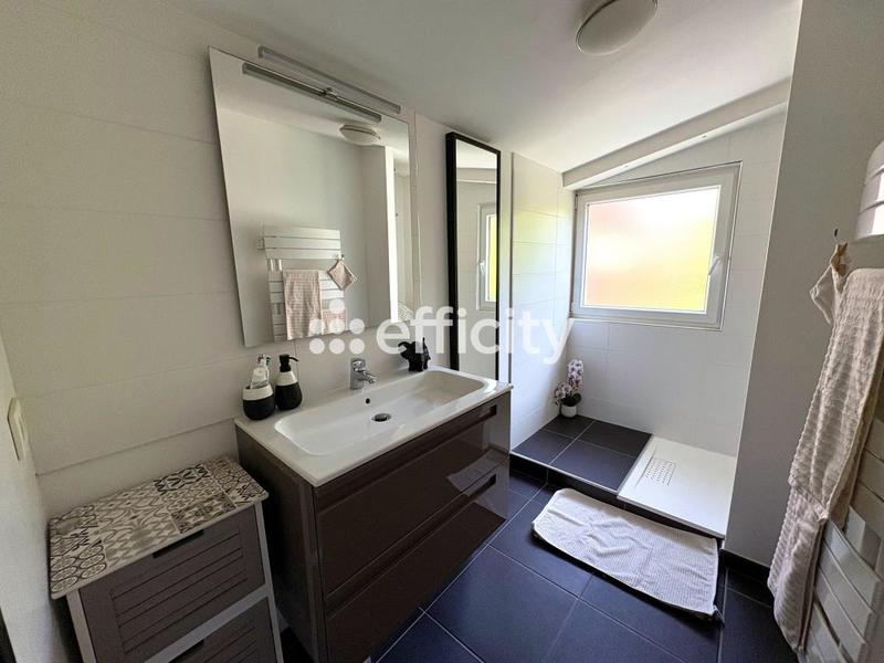 Maison - 132 m² - 6 pièces