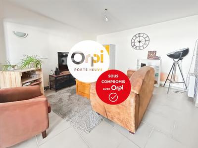 Maison - 79 m² - 3 pièces