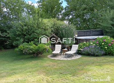 Maison - 200 m² - 8 pièces