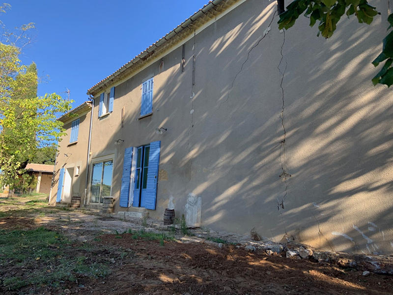 Maison - 377 m² - 7 pièces