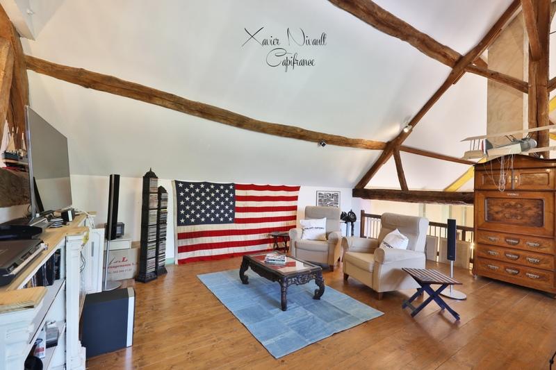 Maison - 480 m² - 10 pièces