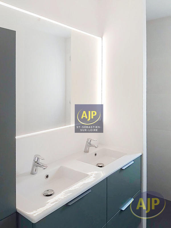 Maison - 99 m² - 4 pièces