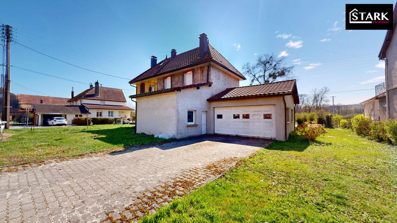 Maison - 140 m² - 10 pièces