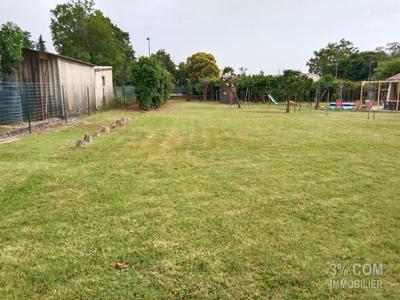 Terrain constructible - 694 m²