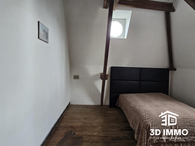 Maison - 277 m² - 9 pièces