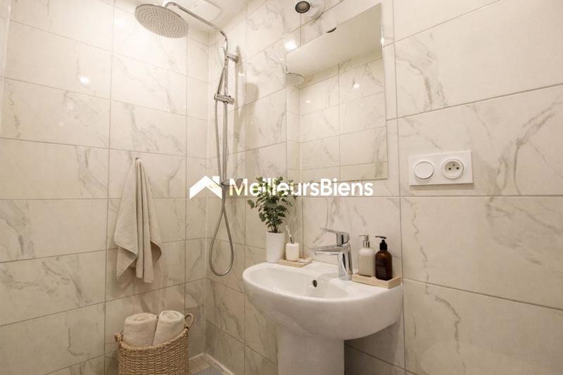 Studio - 18 m² - 1 pièce