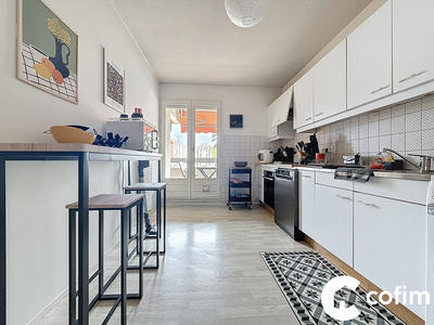 Appartement - 87 m² - 3 pièces