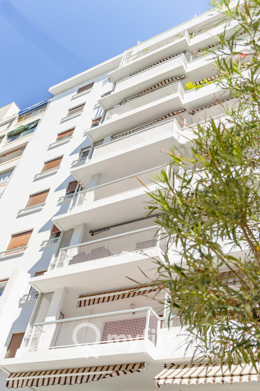 Appartement - 97 m² - 5 pièces