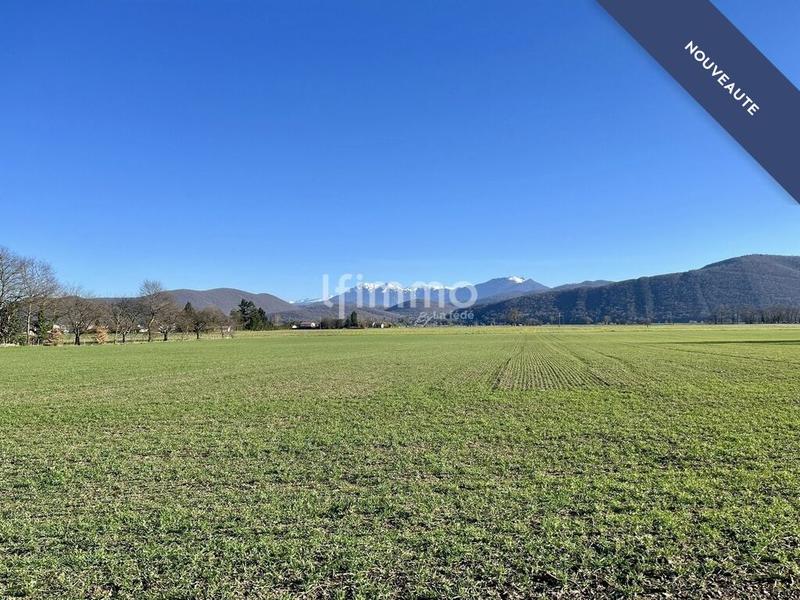Terrain - 1 576 m²