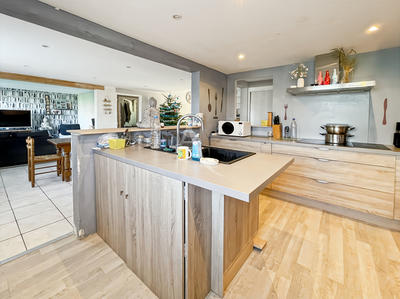 Maison - 120 m² - 6 pièces