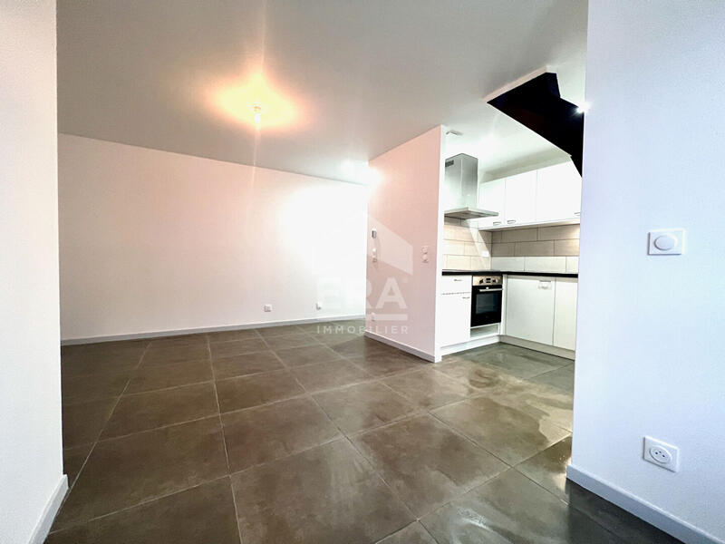 Immeuble - 9 pièces