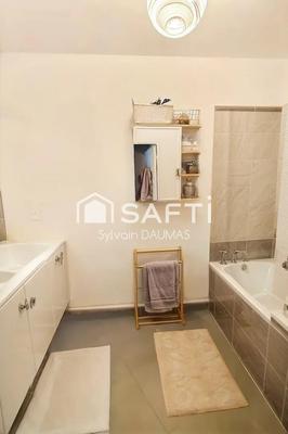 Appartement - 72 m² - 3 pièces