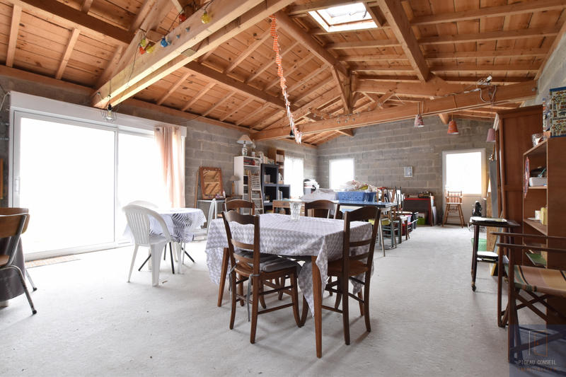 Maison - 151 m² - 6 pièces