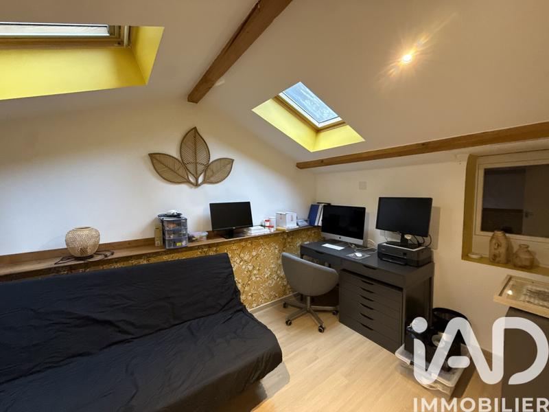 Maison - 179 m² - 7 pièces