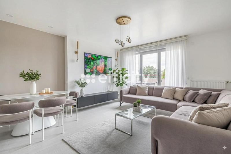 Appartement - 89 m² - 5 pièces