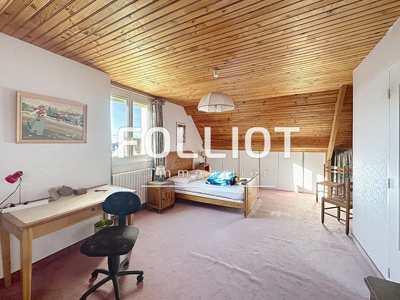 Maison - 159 m² - 7 pièces