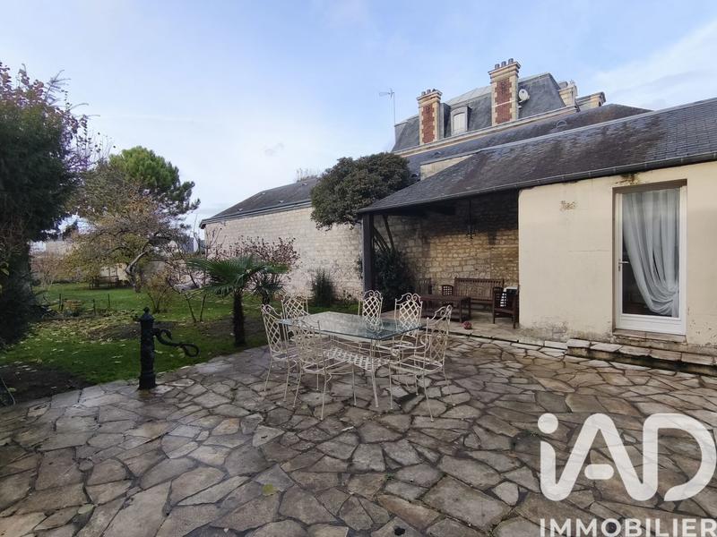 Maison - 210 m² - 9 pièces