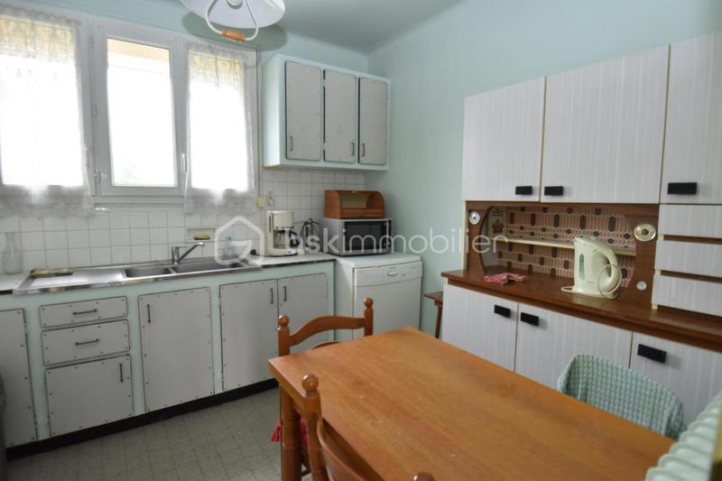 Maison traditionnelle - 90 m² - 4 pièces