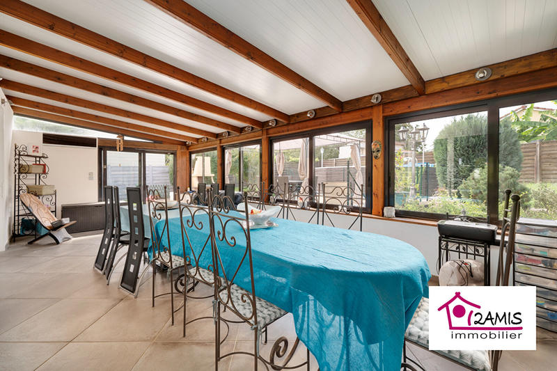 Maison - 140 m² - 7 pièces