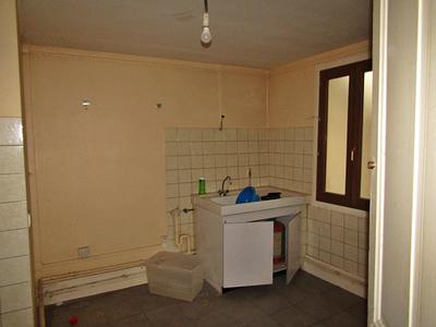 Immeuble - 210 m² - 9 pièces