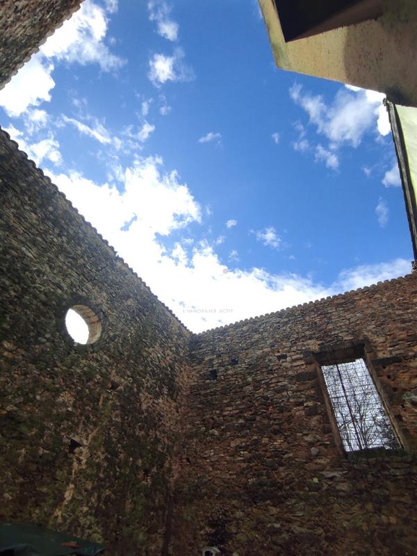 Maison en pierre - 218 m² - 15 pièces