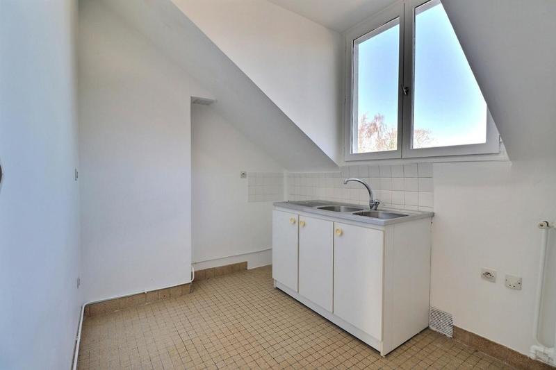 Appartement - 93 m² - 5 pièces