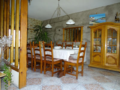 Maison - 170 m² - 5 pièces