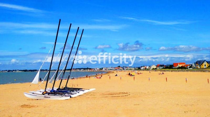 Maison traditionnelle - 81 m² - 4 pièces