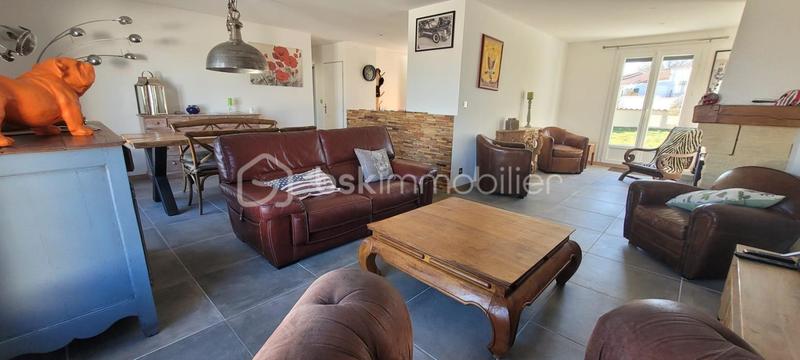 Maison - 90 m² - 4 pièces