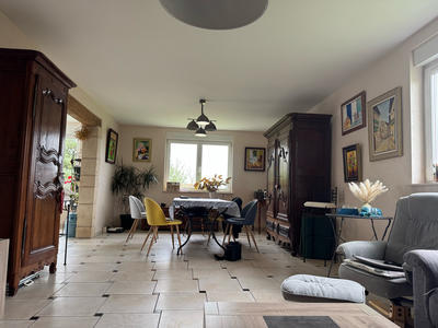 Maison - 184 m² - 5 pièces