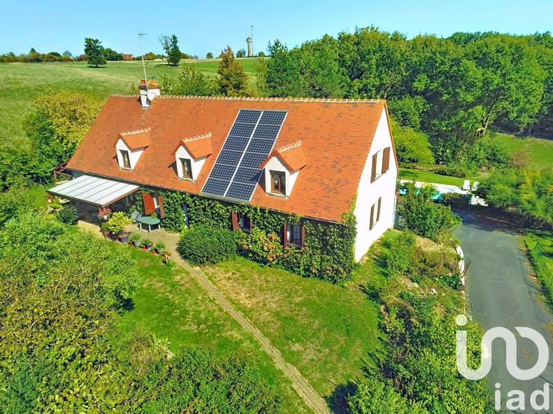 Maison - 280 m² - 8 pièces