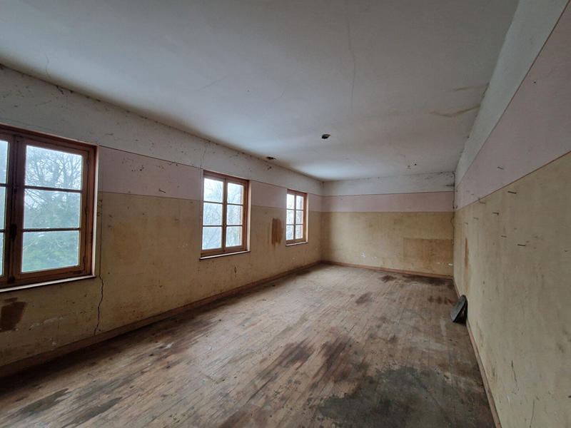 Maison - 250 m² - 10 pièces