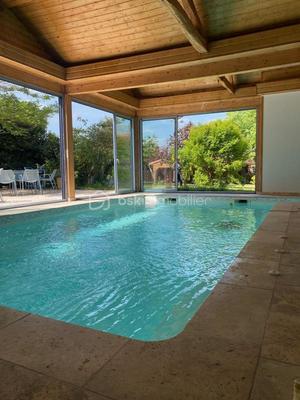 Maison de ville - 280 m² - 6 pièces