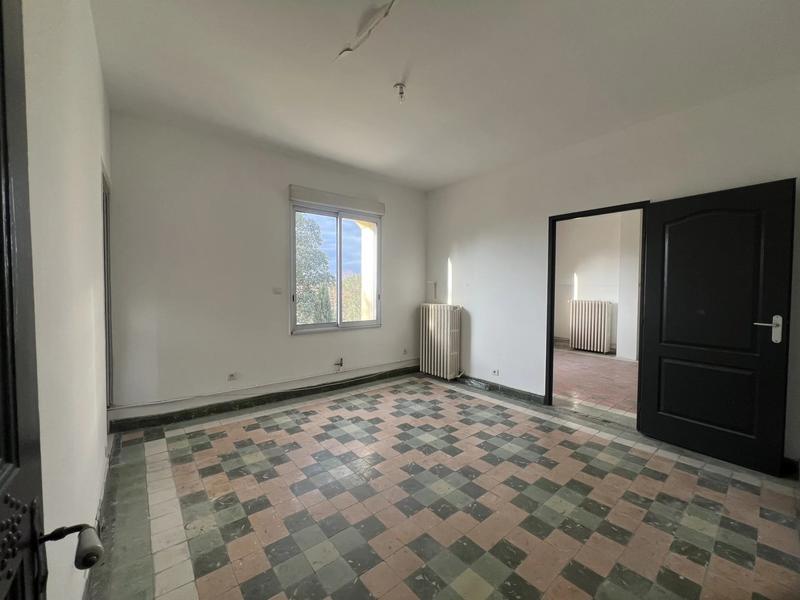 Villa - 199 m² - 6 pièces