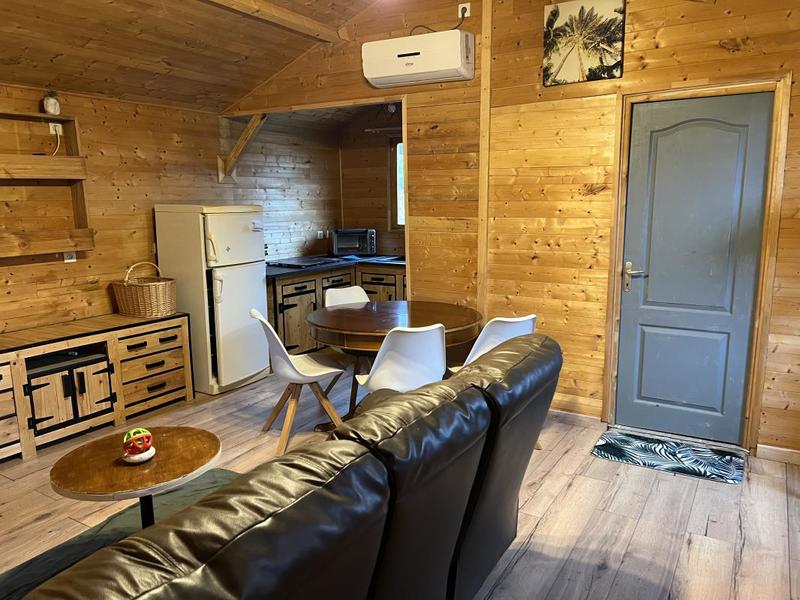 Propriété - 95 m² - 5 pièces