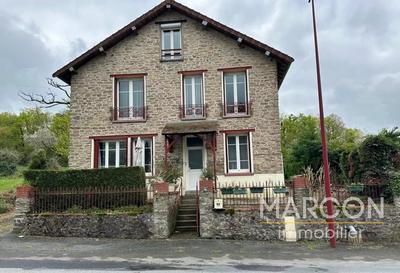 Maison de village - 145 m² - 6 pièces