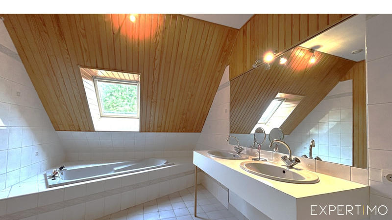 Maison - 128 m² - 6 pièces