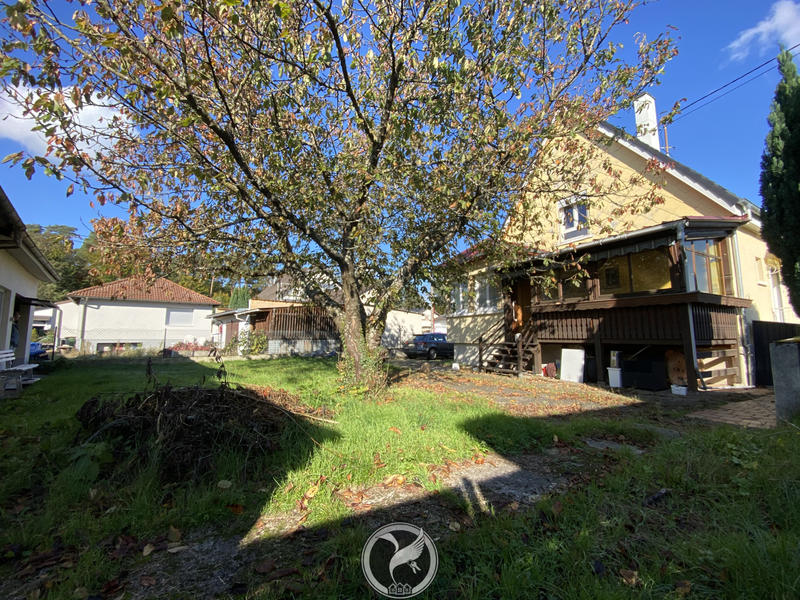 Maison - 90 m² - 5 pièces