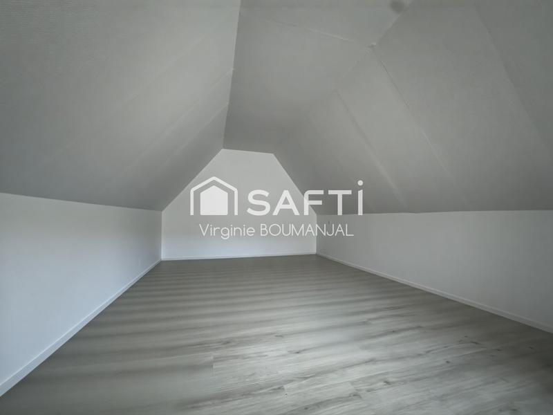 Maison - 90 m² - 5 pièces