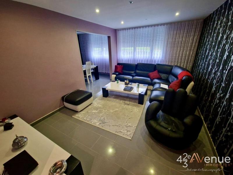 Appartement - 92 m² - 4 pièces