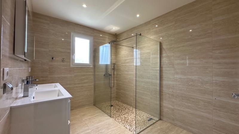 Maison - 158 m² - 6 pièces