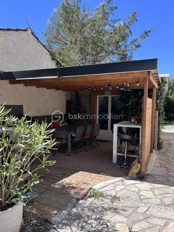 Maison traditionnelle - 191 m² - 6 pièces