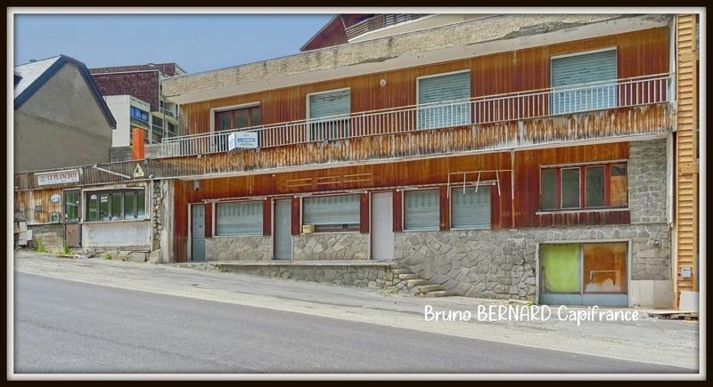 Immeuble - 240 m² - 5 pièces