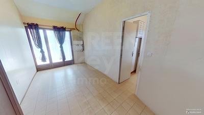 Maison - 122 m² - 4 pièces