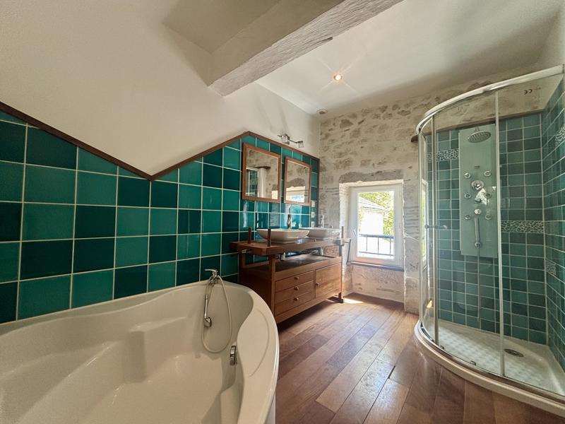 Maison ancienne - 223 m² - 10 pièces