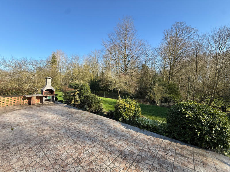 Maison - 218 m² - 7 pièces