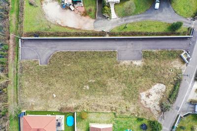 Terrain constructible - 778 m²