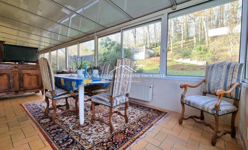 Maison - 157 m² - 6 pièces