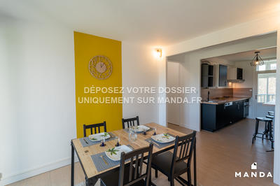 Chambre - 11 m² - 5 pièces