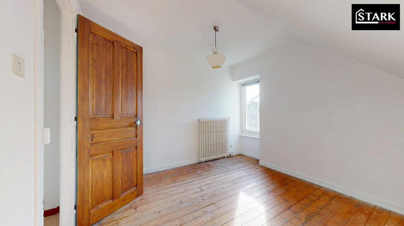 Maison - 91 m² - 5 pièces